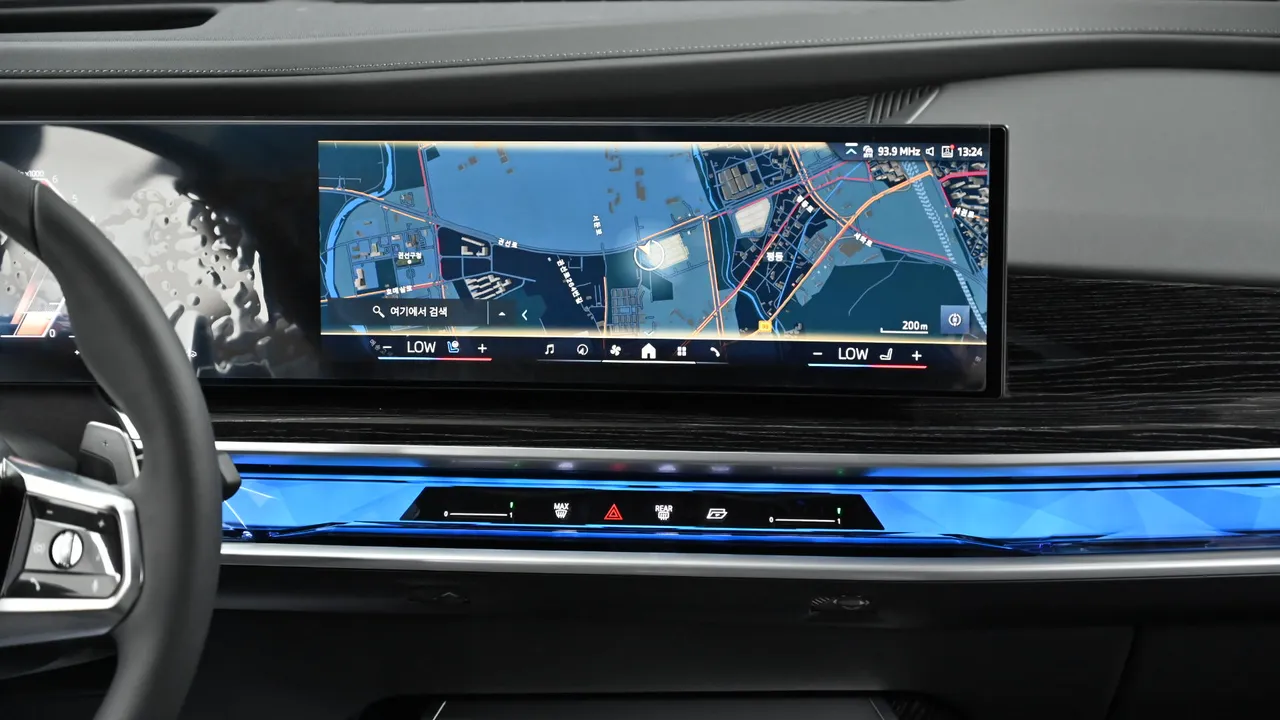 BMW 7er — miniaturë 14