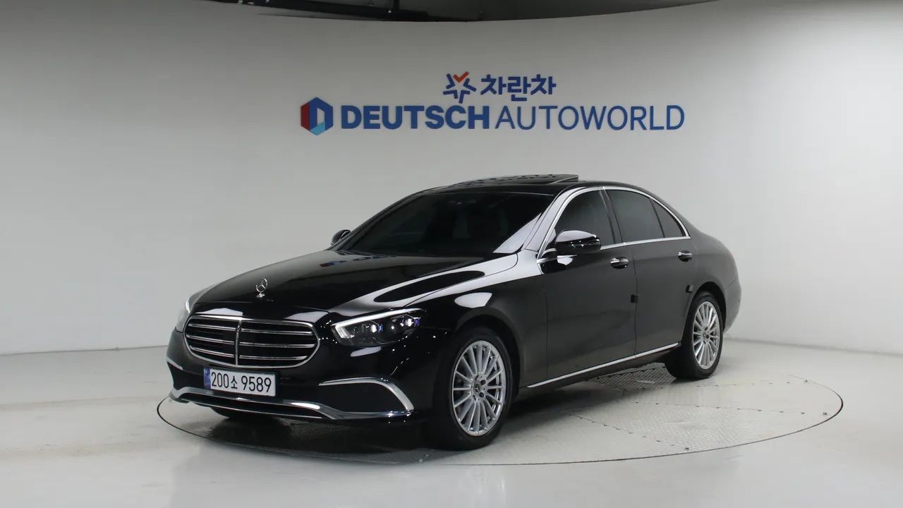 Mercedes-Benz E-klasse E250 익스클루시브 — foto 1