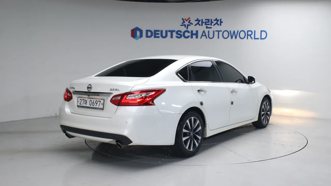 Nissan Altima 2.5 Smart L33