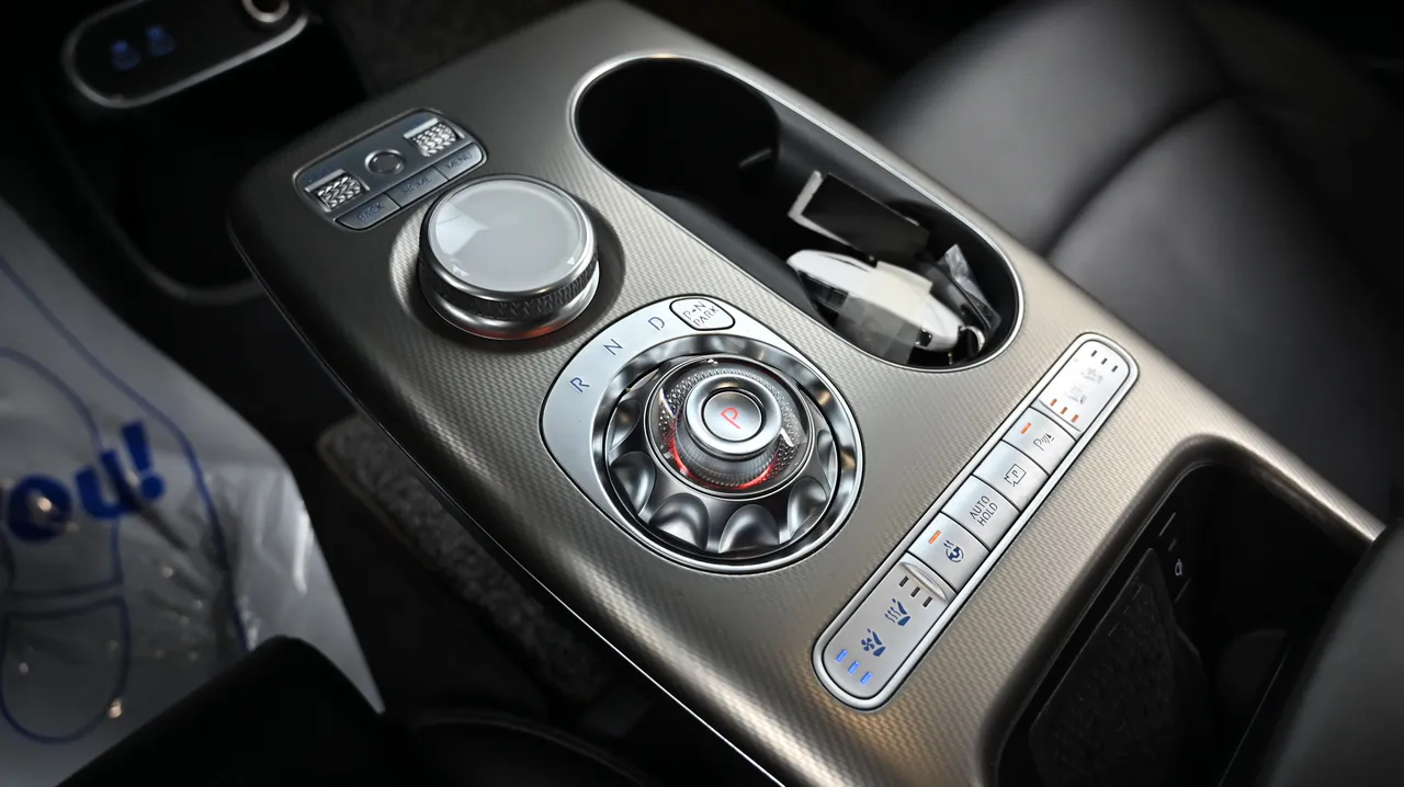 Genesis GV60 77.4kWh Standard 2WD