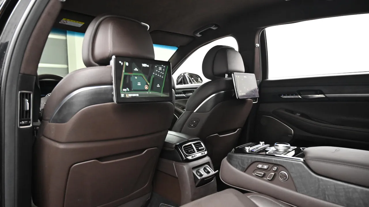 Genesis G90 — miniaturë 18