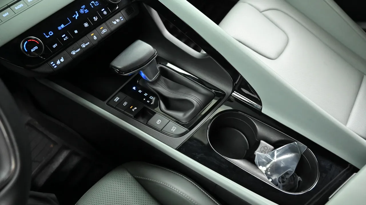 Hyundai Avante — miniaturë 9