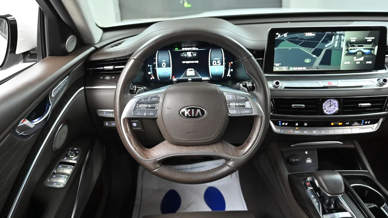 Kia K9 — miniaturë 13
