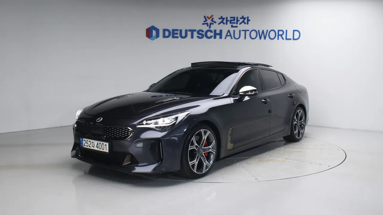Kia Stinger 2.0 터보 2WD 플래티넘 — foto 1