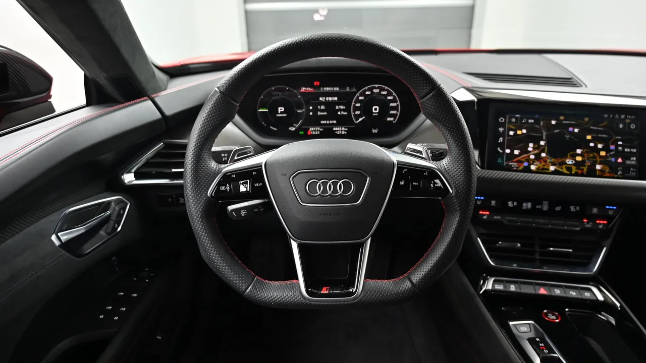 Audi RS e-tron GT — miniaturë 22