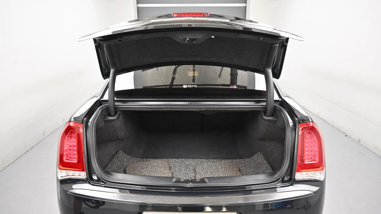 Chrysler 300C — miniaturë 19