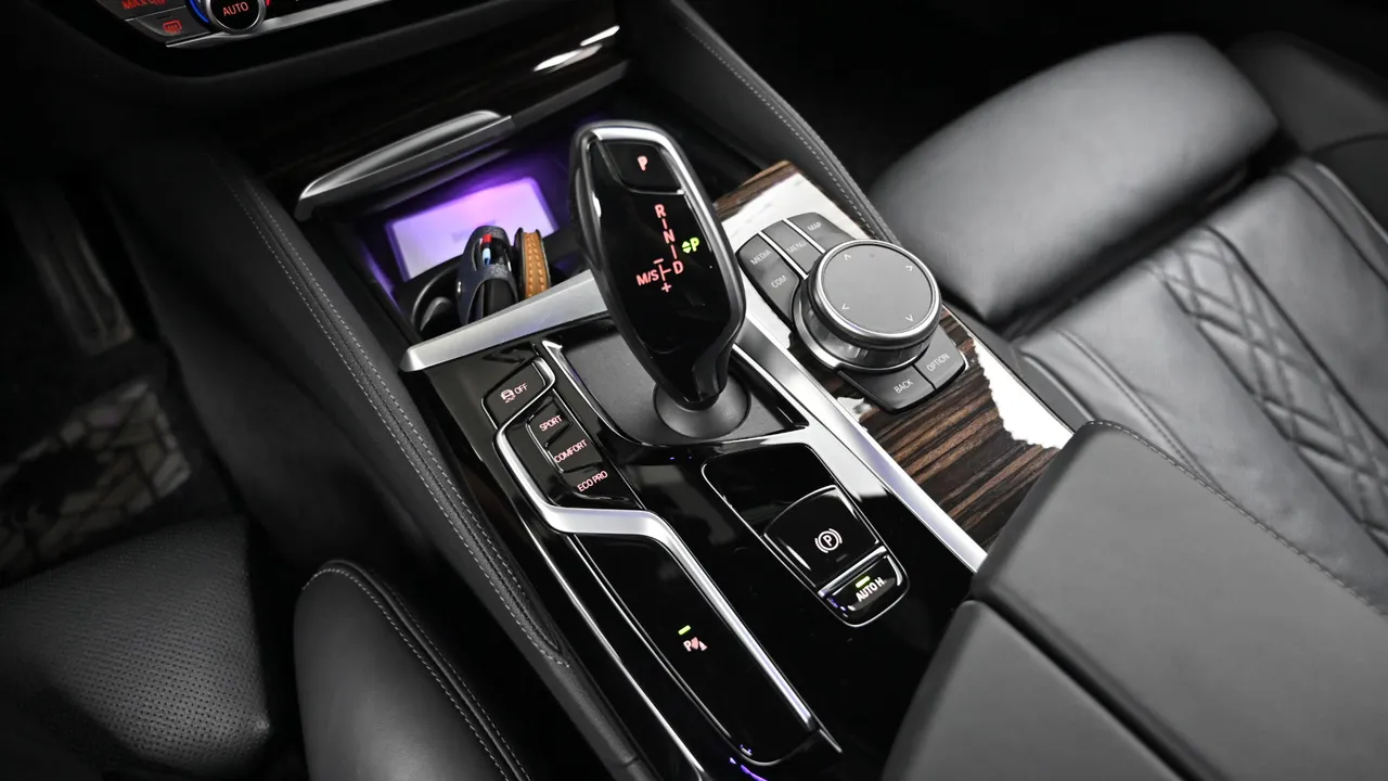 BMW 5er — miniaturë 9
