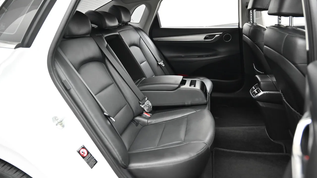 Hyundai Grandeur — miniaturë 12