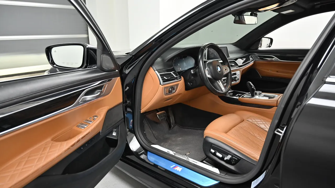 BMW 7er — miniaturë 11