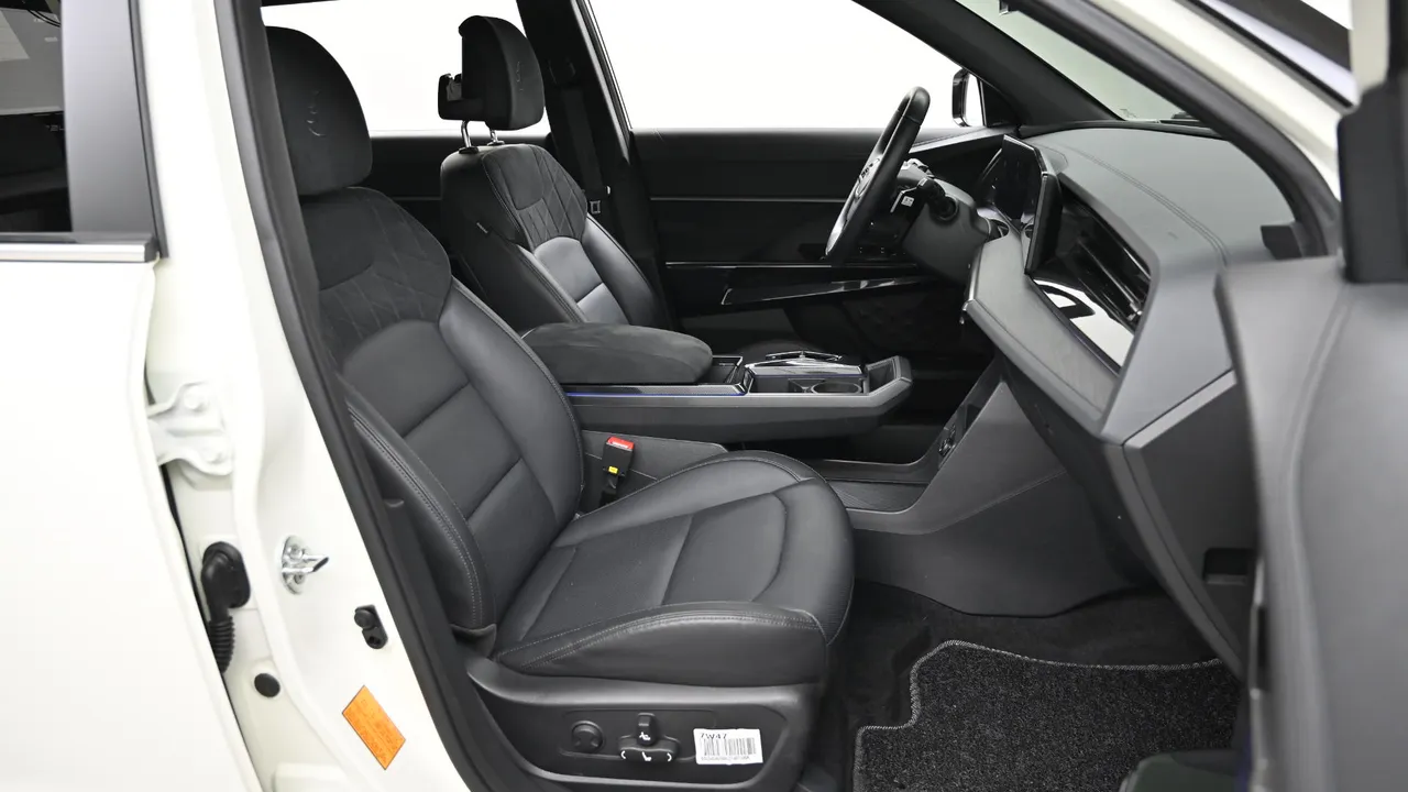 KGM (Ssangyong) Musso EV 80.6kWh 2WD Black Edge