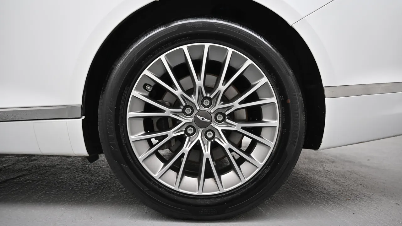 Genesis G80 — miniaturë 5