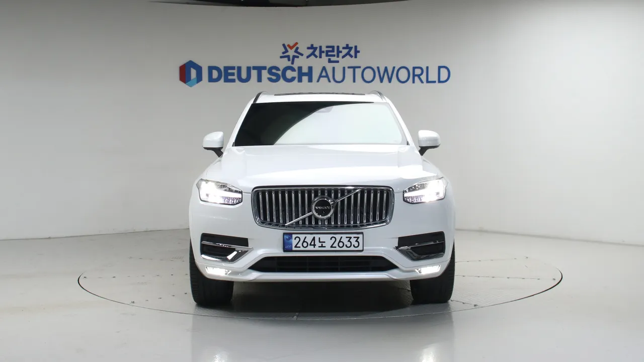 Volvo XC90 — miniaturë 3