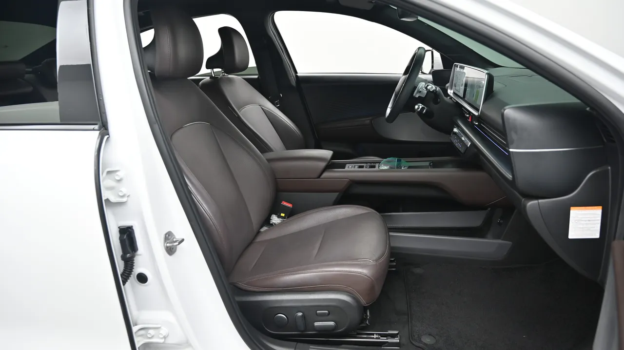 Hyundai IONIQ 6 — miniaturë 10