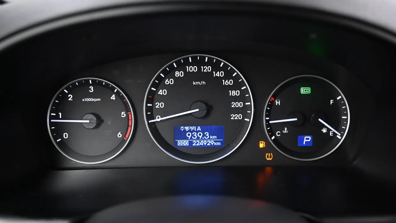 Hyundai Starex — miniaturë 24