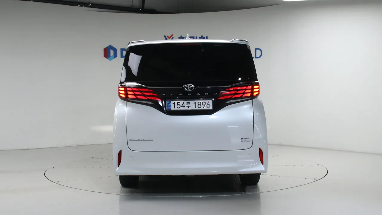 Toyota Alphard — miniaturë 4