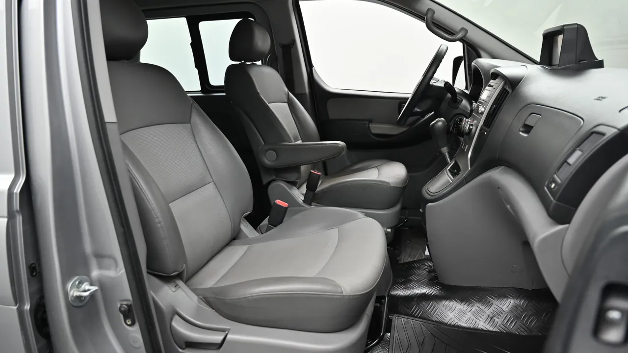 Hyundai Starex — miniaturë 10