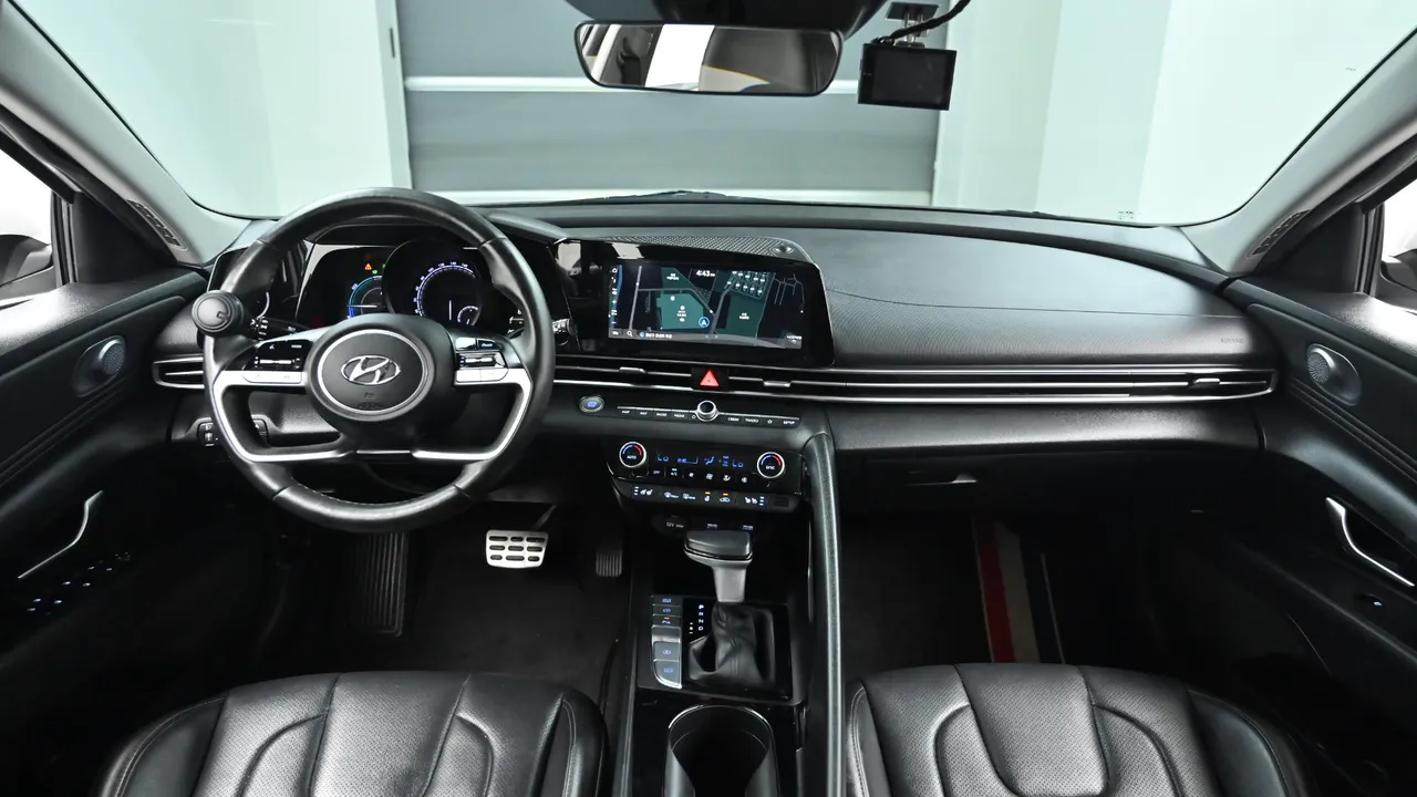 Hyundai Avante — miniaturë 7