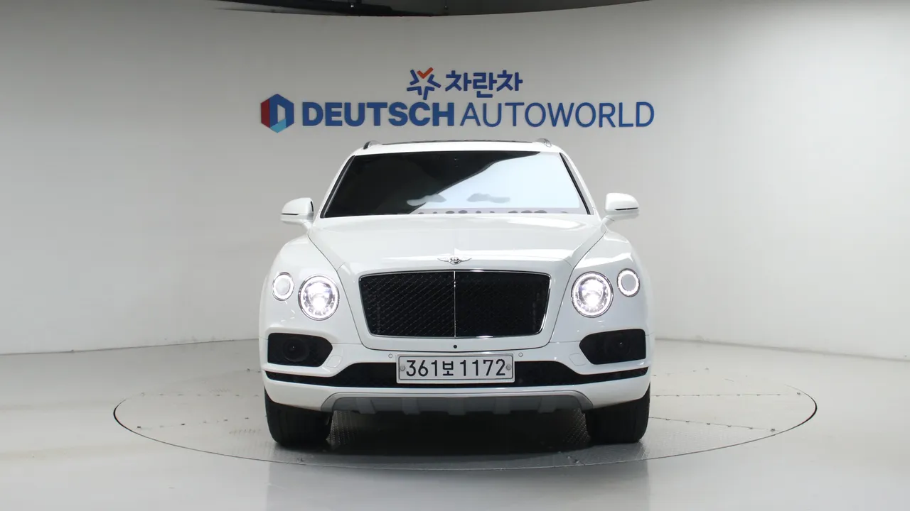 Bentley Bentayga — miniaturë 3
