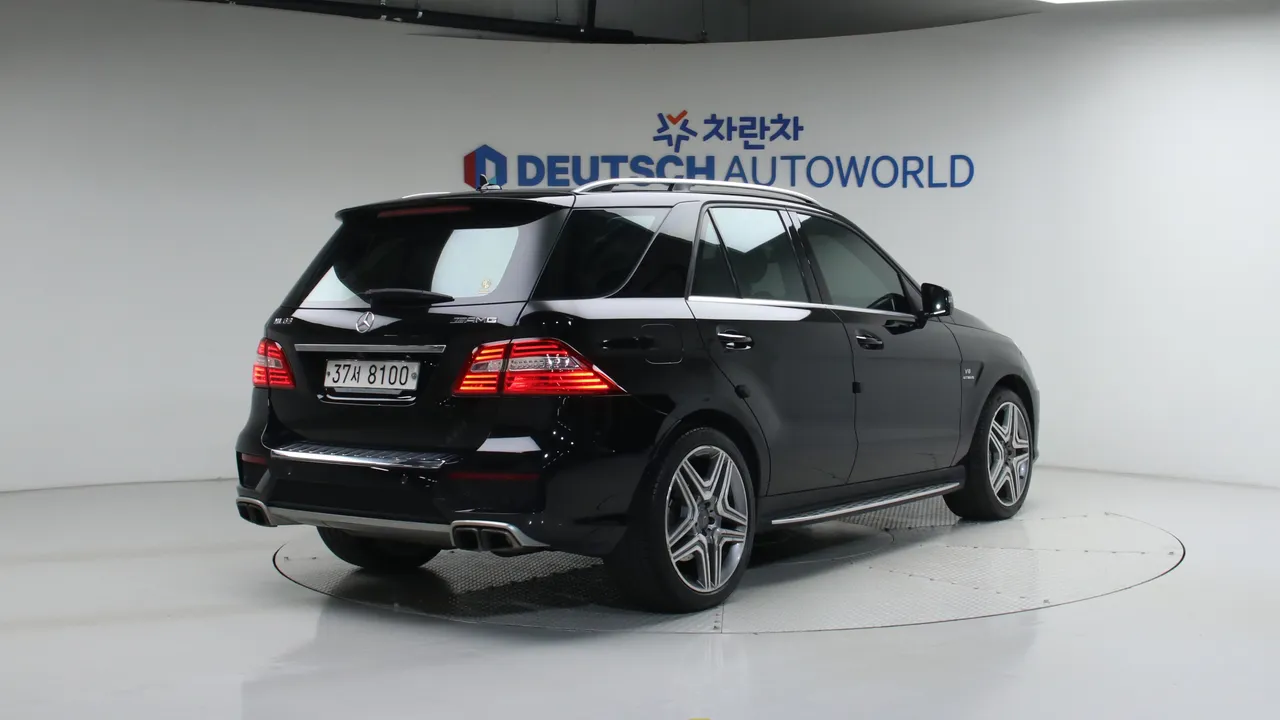 Mercedes M-Class W166 ML63 AMG