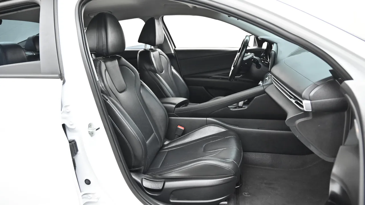 Hyundai Avante — miniaturë 10