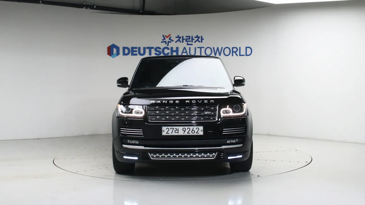 Land Rover Range Rover — miniaturë 3