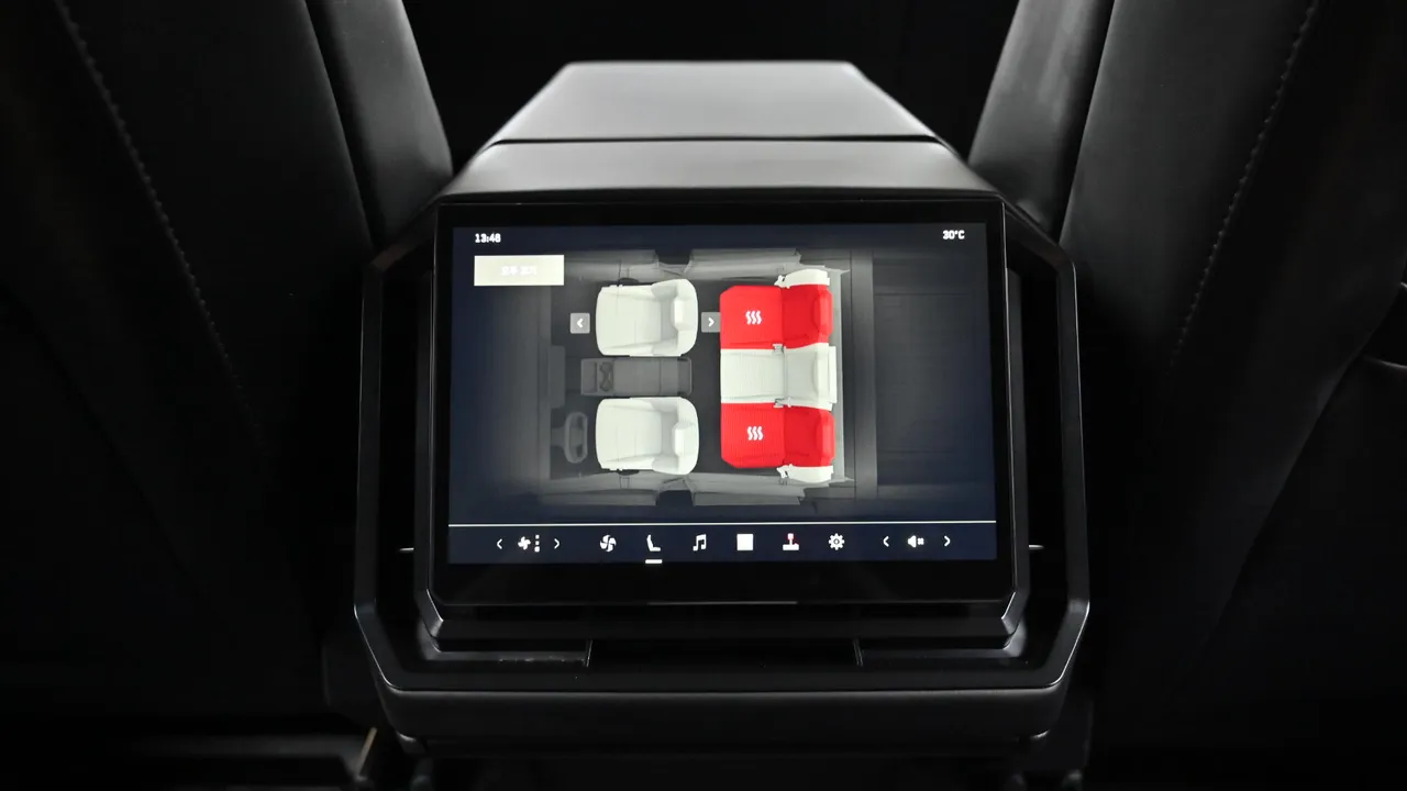 Tesla Cybertruck — miniaturë 16