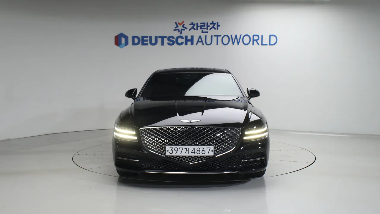 Genesis G80 — miniaturë 3
