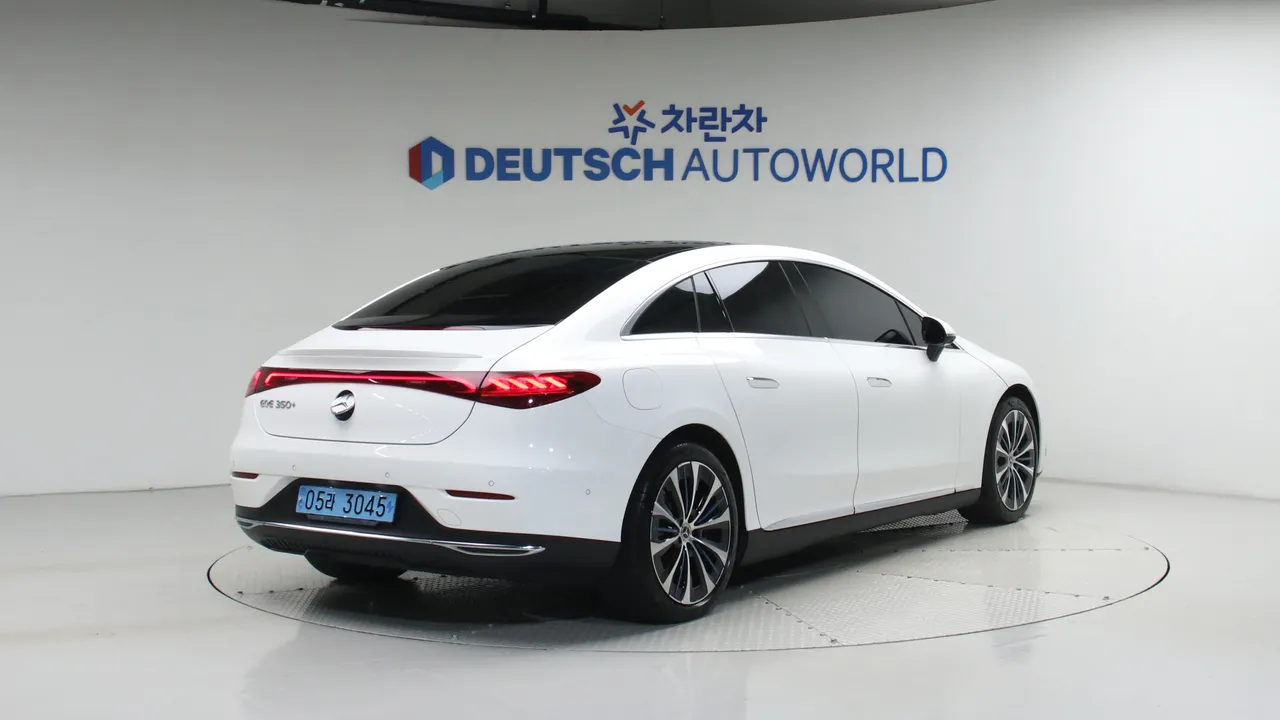 Mercedes-Benz EQE — miniaturë 2