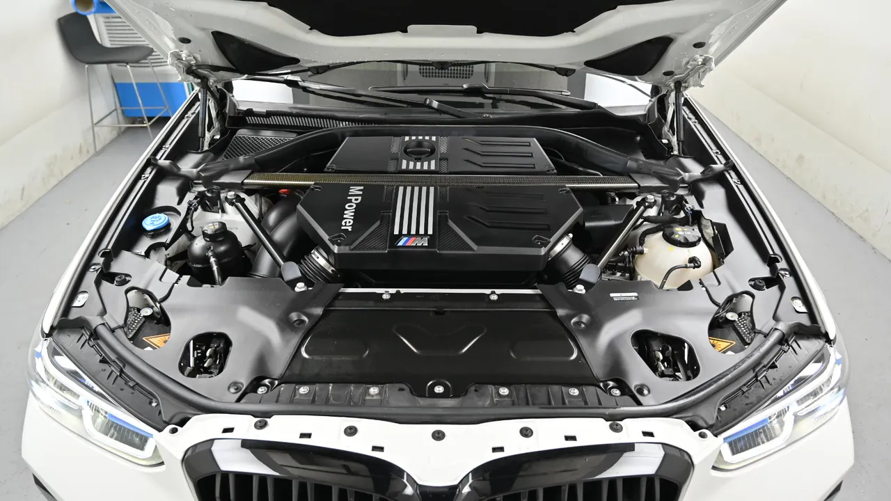 BMW X4 M — miniaturë 6