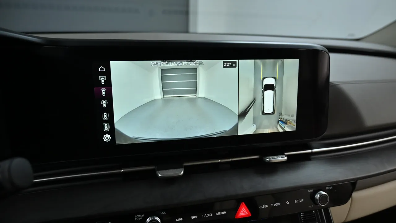 Kia Carnival — miniaturë 15