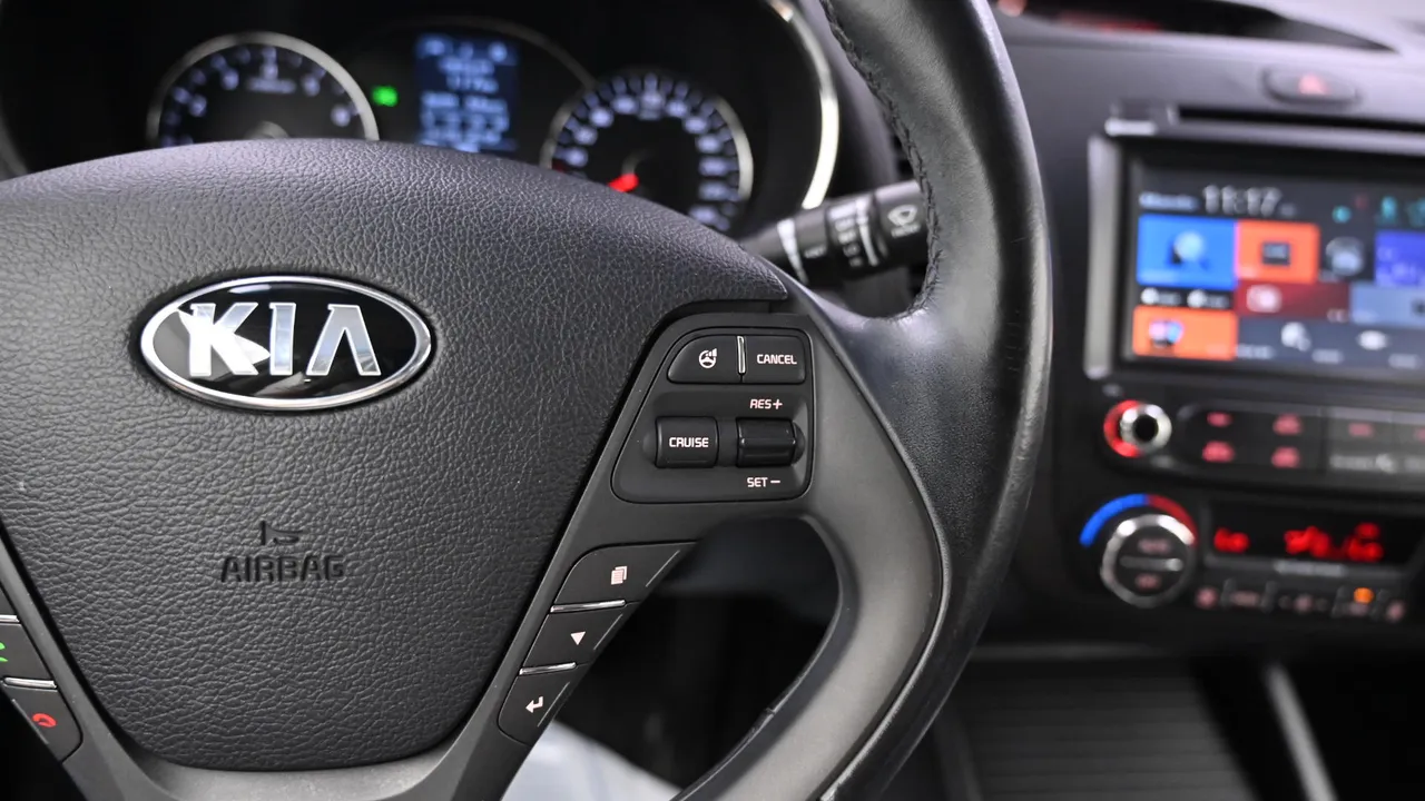 Kia K3 — miniaturë 17