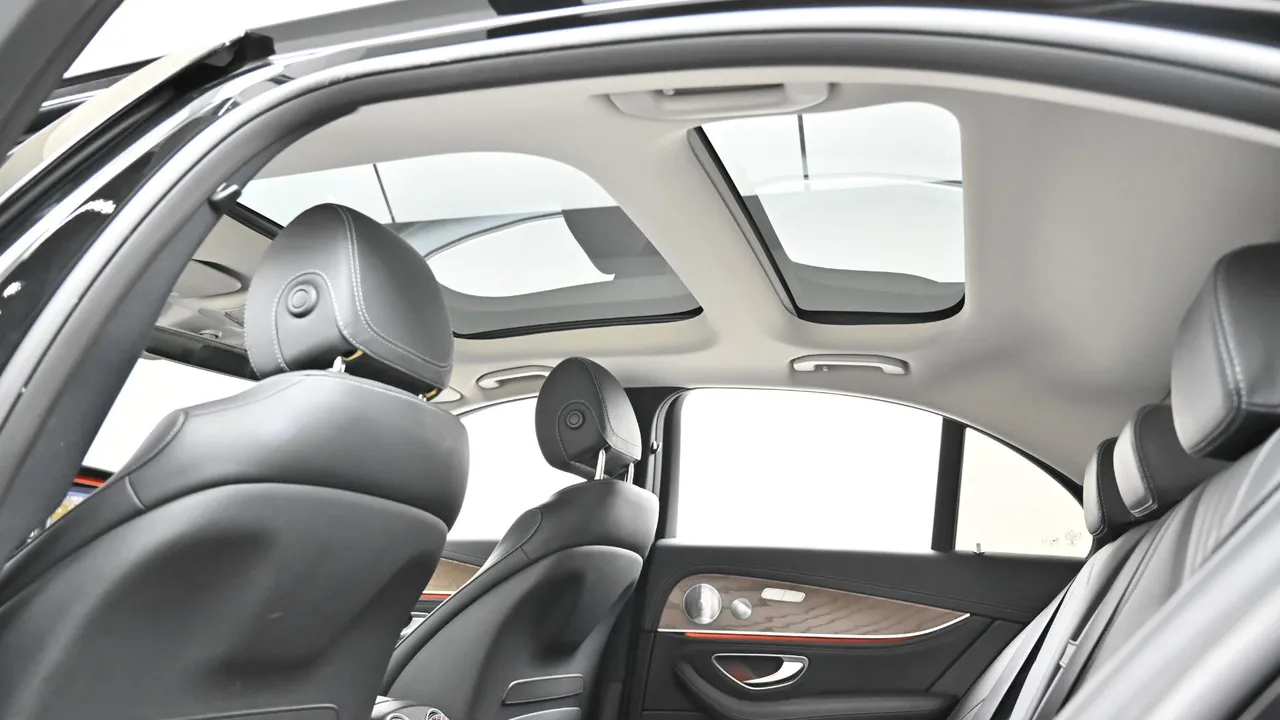 Mercedes-Benz E-klasse — miniaturë 18
