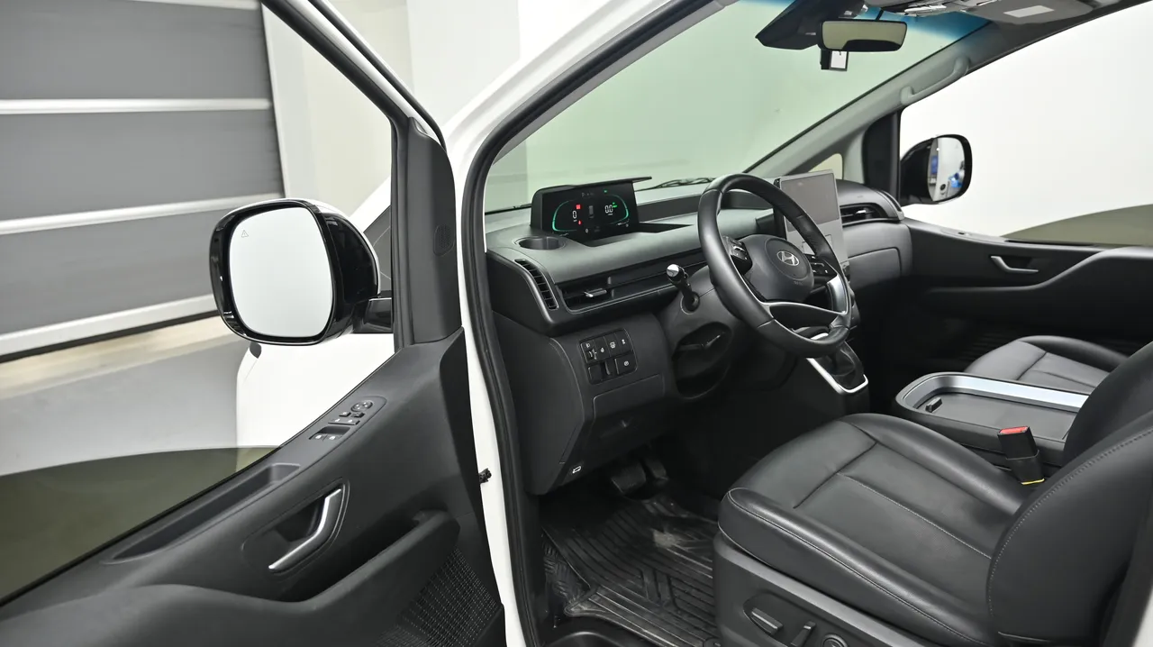 Hyundai Staria — miniaturë 11