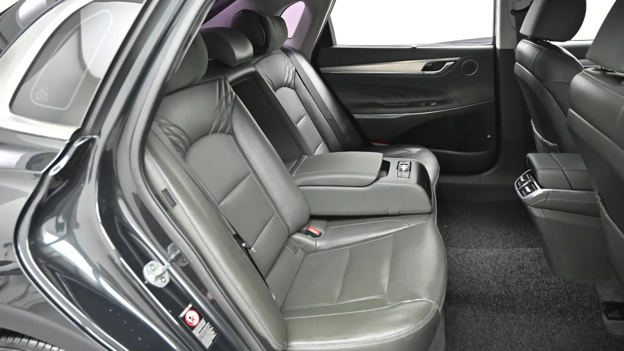 Hyundai Grandeur — miniaturë 12