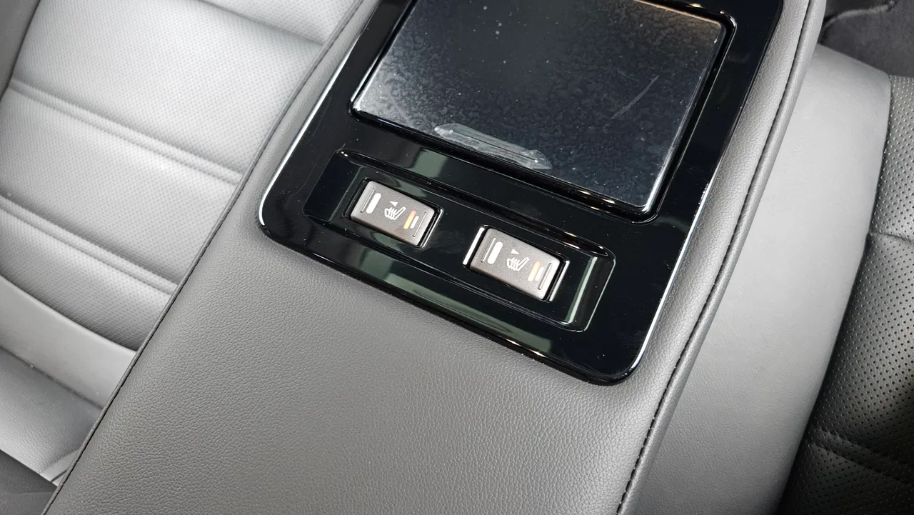 Renault Samsung SM6 — miniaturë 16
