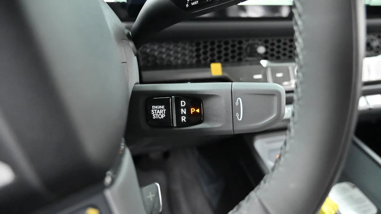 Kia Tasman Gasoline 2.5T 4WD Adventure