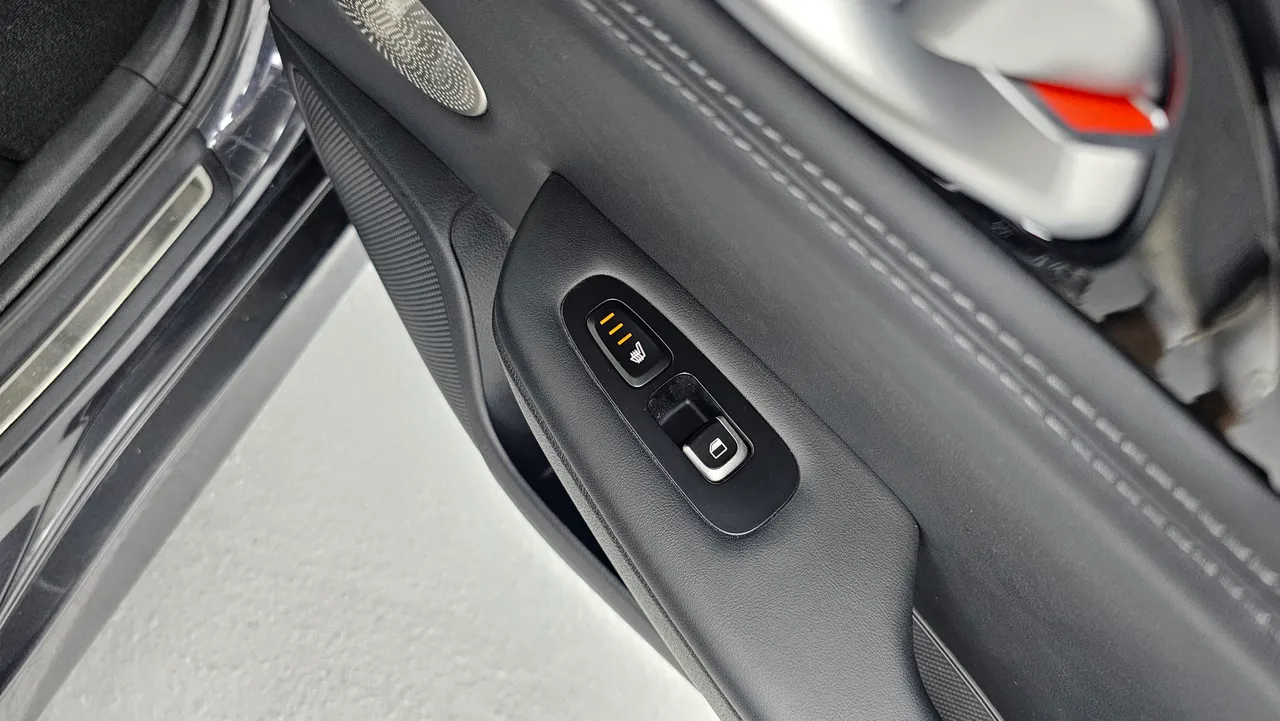Kia Stinger — miniaturë 16