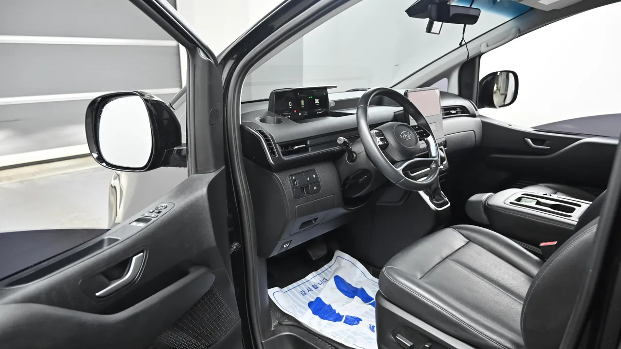 Hyundai Staria — miniaturë 11