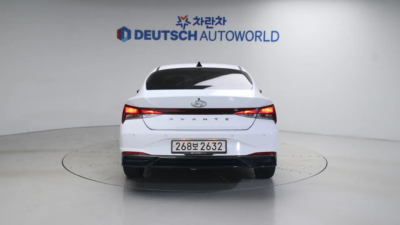 Hyundai Avante — miniaturë 4