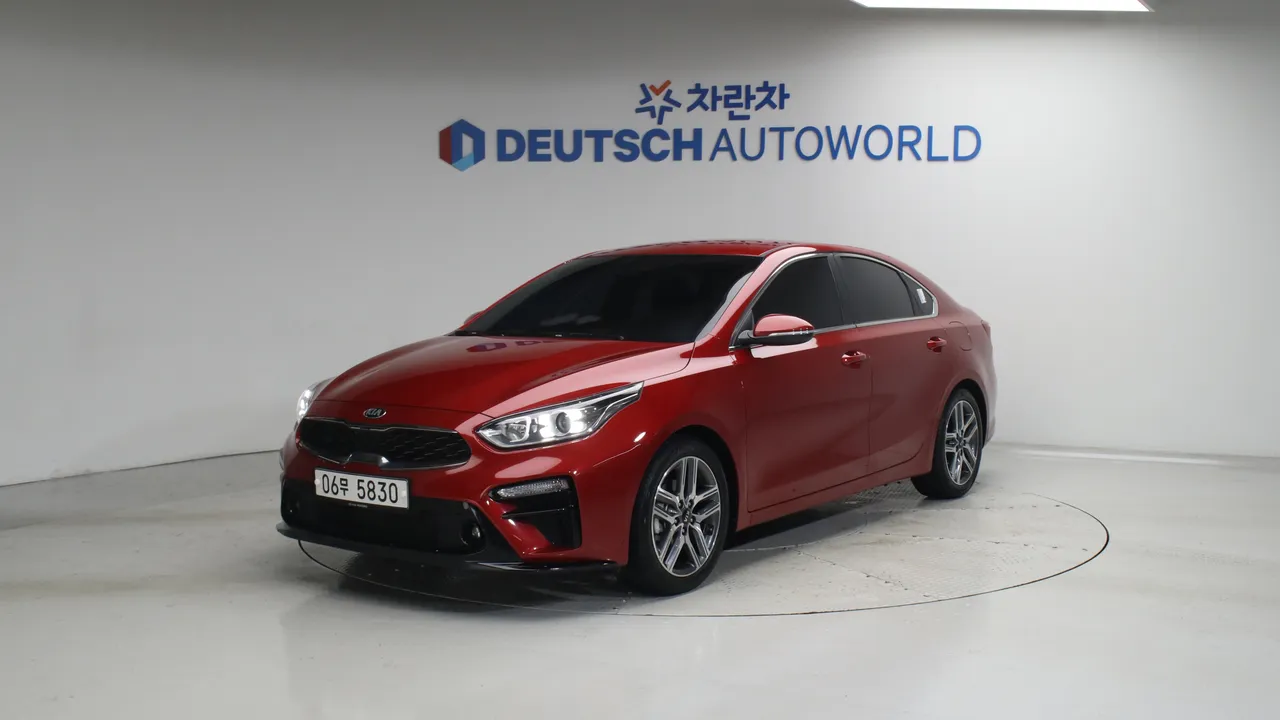 Kia K3 럭셔리 — foto 1