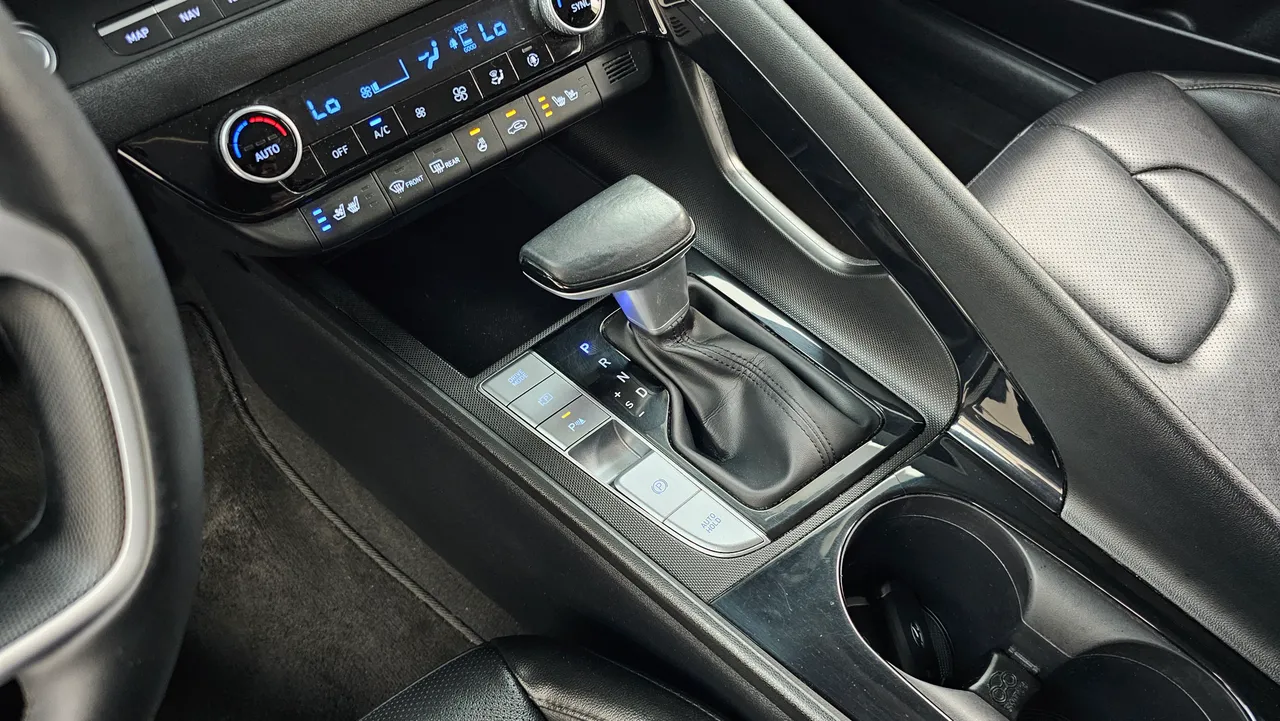 Hyundai Avante — miniaturë 9