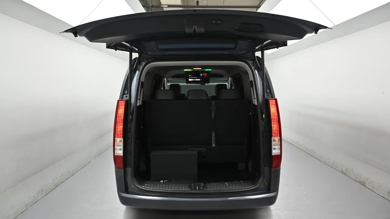 Hyundai Staria — miniaturë 19