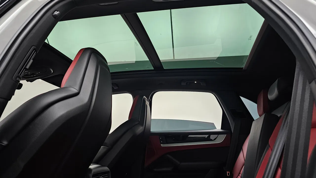 Porsche Cayenne — miniaturë 27