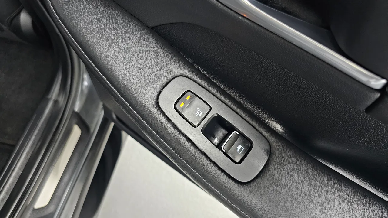 Hyundai Sonata — miniaturë 16