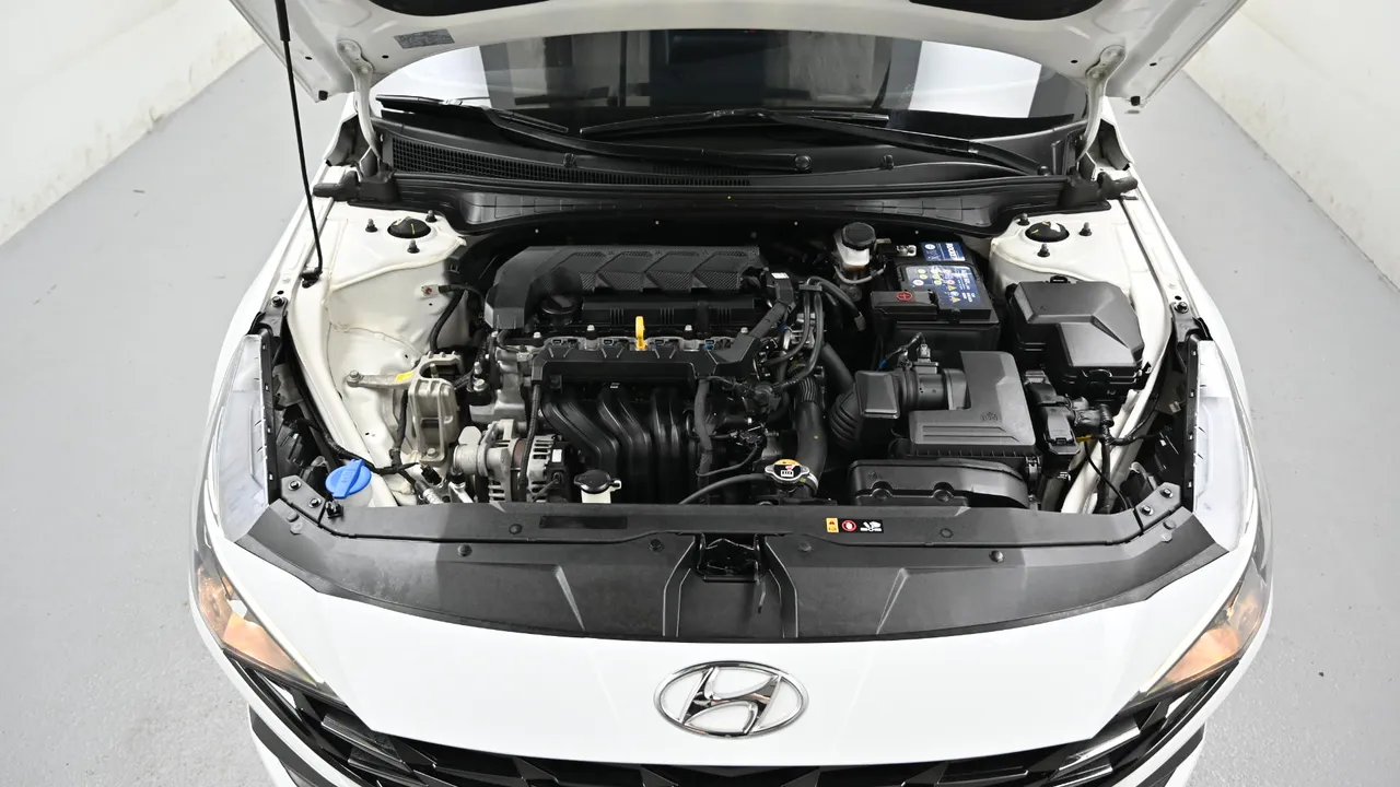 Hyundai Avante — miniaturë 6