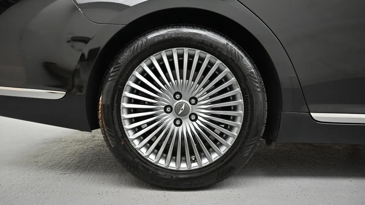 Genesis G90 — miniaturë 5