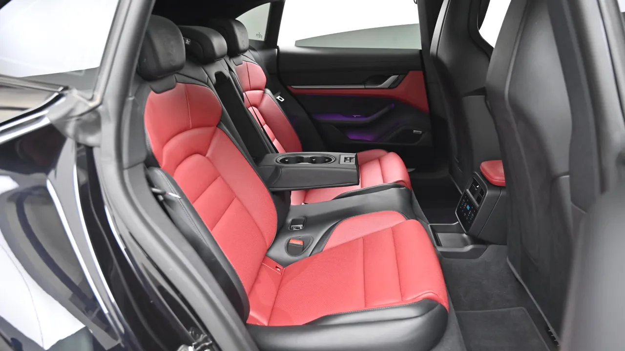 Porsche Taycan — miniaturë 21