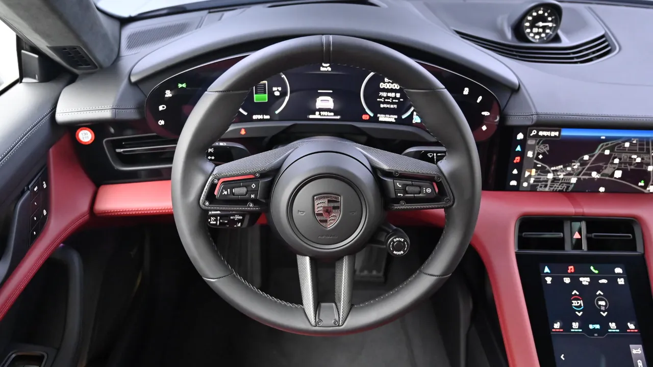 Porsche Taycan — miniaturë 22