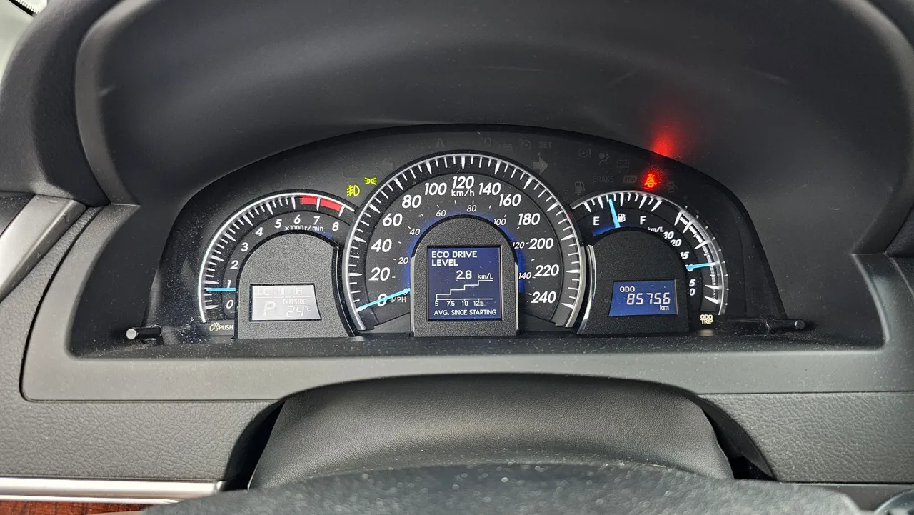 Toyota Camry — miniaturë 8