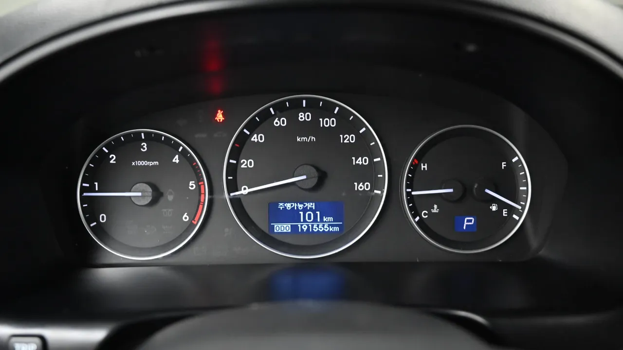 Hyundai Starex — miniaturë 8